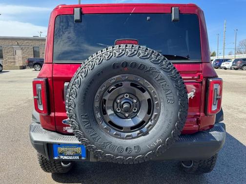 2025 Ford Bronco Badlands