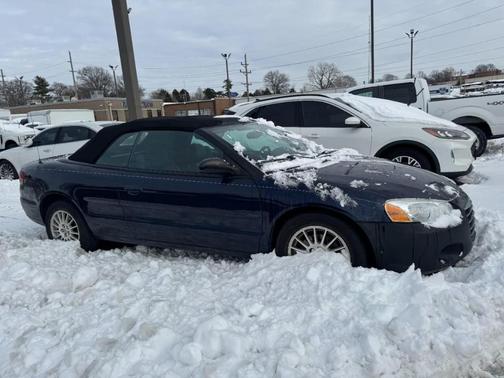 2004 Chrysler Sebring LXi