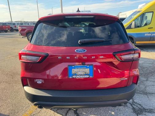 2025 Ford Escape ST-Line Select