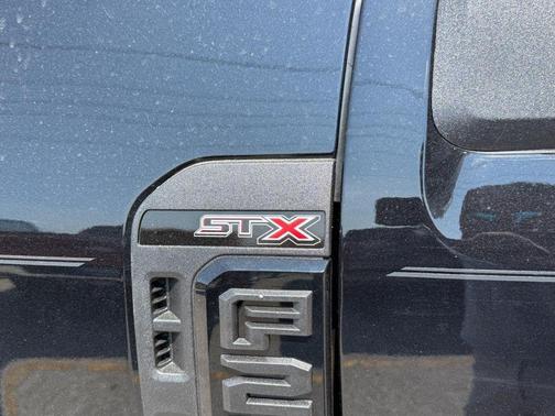 Black Metallic 2026 Ford F-250 XL