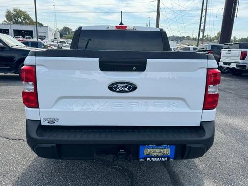 Oxford White 2025 Ford Maverick XLT