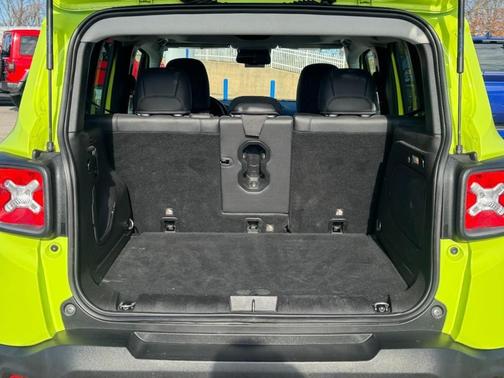 2017 Jeep Renegade Trailhawk