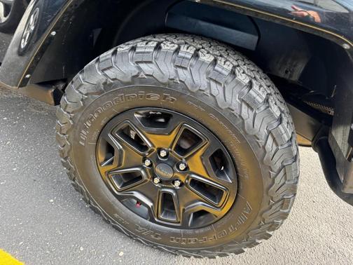 2016 Jeep Wrangler Sahara