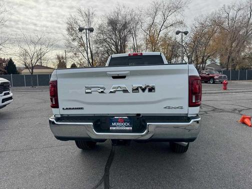 2026 RAM 2500 Laramie Crew Cab 4x4 8' Box