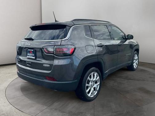 2023 Jeep Compass Latitude Lux