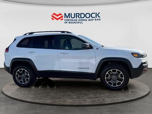 2020 Jeep Cherokee Trailhawk