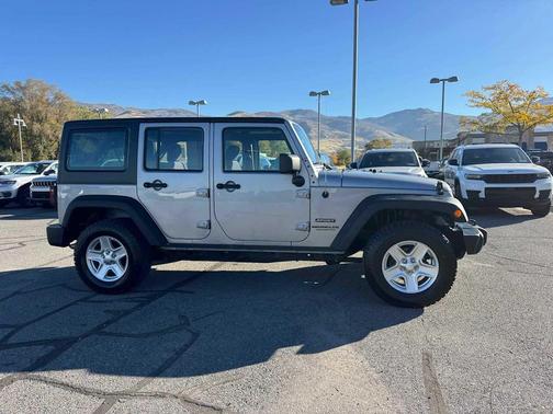 2013 Jeep Wrangler Unlimited Sport