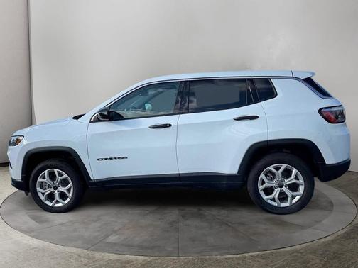 2025 Jeep Compass Sport
