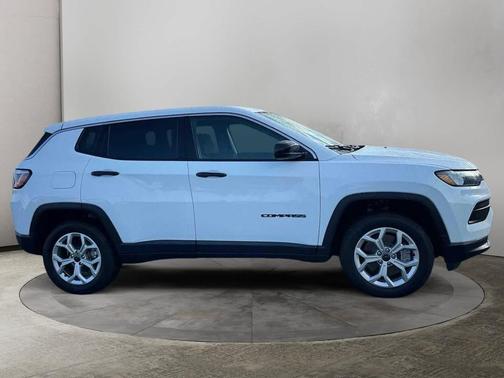 2025 Jeep Compass Sport