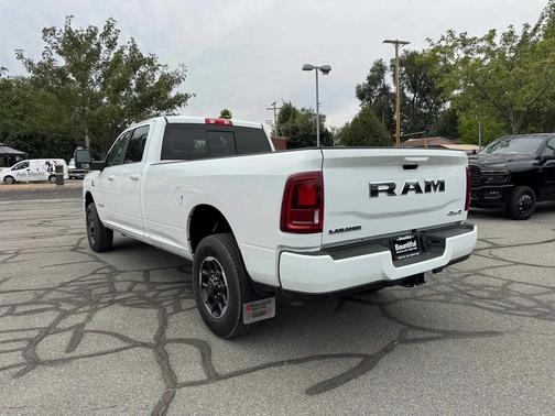 2025 RAM 3500 Laramie Crew Cab 4x4 8' Box