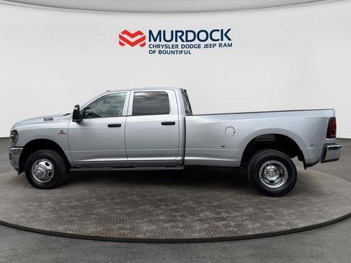 Silver Zynith 2026 RAM 3500 Tradesman Crew Cab 4x4 8' Box
