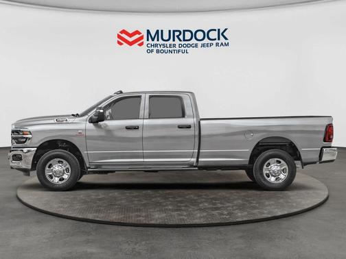 2026 RAM 3500 Tradesman Crew Cab 4x4 8' Box