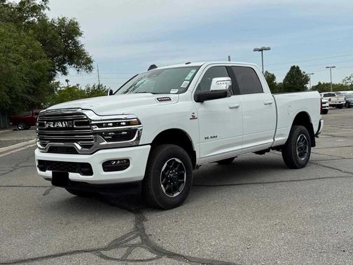 2025 RAM 2500 Laramie Crew Cab 4x4 6'4' Box