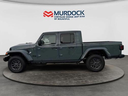 2026 Jeep Gladiator Sport S