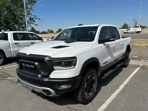 Bright White Clearcoat 2019 RAM 1500 Rebel