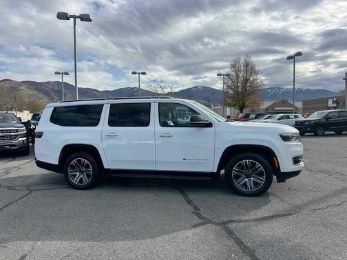 2024 Jeep Wagoneer L Series II 4x4