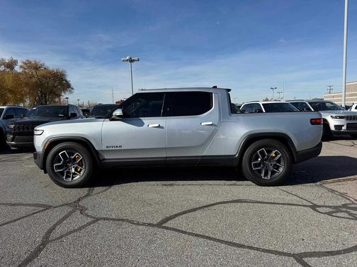 2022 Rivian R1T Adventure