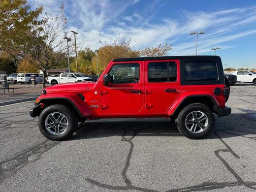 2022 Jeep Wrangler Unlimited Sahara