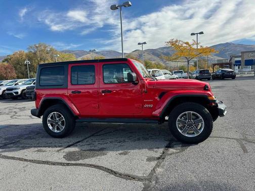 2022 Jeep Wrangler Unlimited Sahara