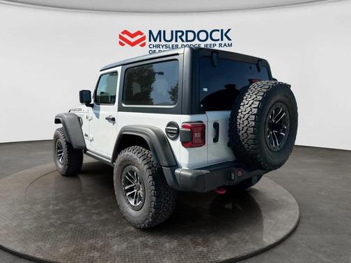 Bright White Clearcoat 2025 Jeep Wrangler Rubicon
