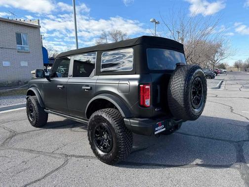 2022 Ford Bronco Black Diamond