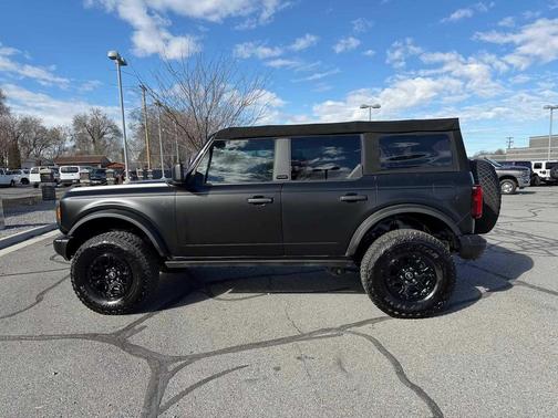 2022 Ford Bronco Black Diamond