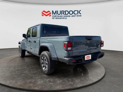 2026 Jeep Gladiator Sahara 4x4