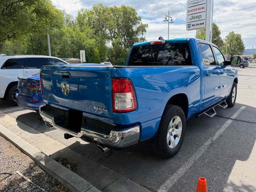 Hydro Blue Pearlcoat 2022 RAM 1500 Big Horn/Lone Star