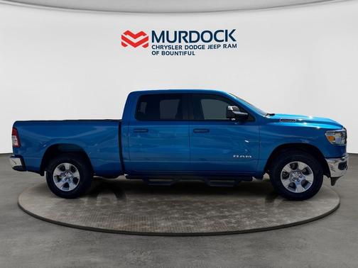 Hydro Blue Pearlcoat 2022 RAM 1500 Big Horn/Lone Star