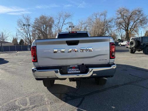 2026 RAM 2500 Tradesman Crew Cab 4x4 8' Box