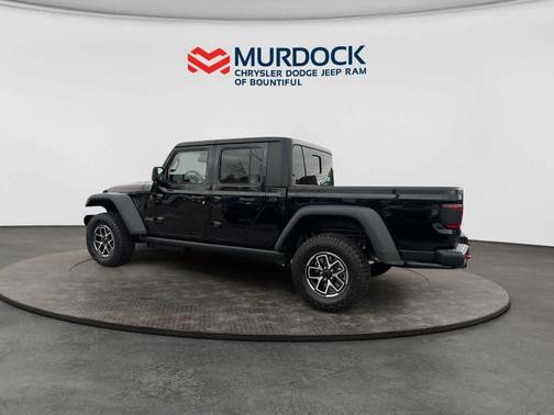 Black Clearcoat 2026 Jeep Gladiator Rubicon