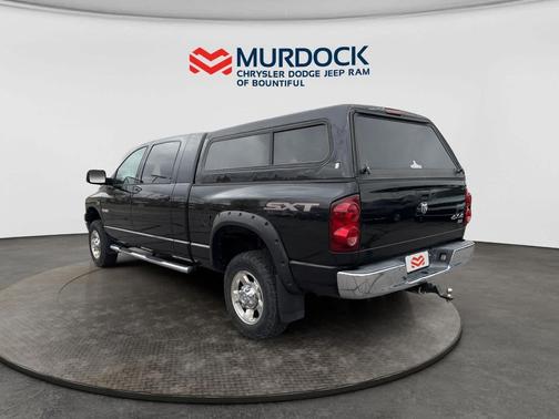 Brilliant Black Crystal Pearlcoat 2008 Dodge Ram 1500 SLT Mega Cab