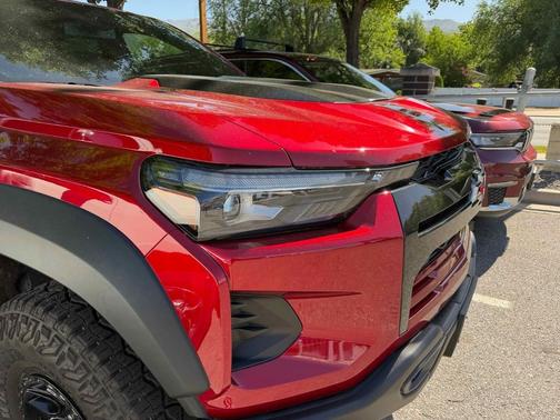 Radiant Red Tintcoat 2024 Chevrolet Colorado ZR2