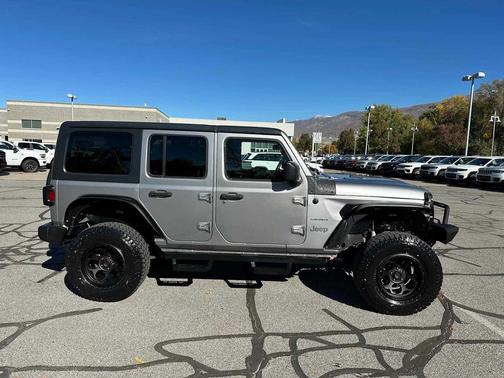 2019 Jeep Wrangler Unlimited Sahara