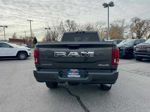2026 RAM 3500 Big Horn Crew Cab 4x4 6'4' Box