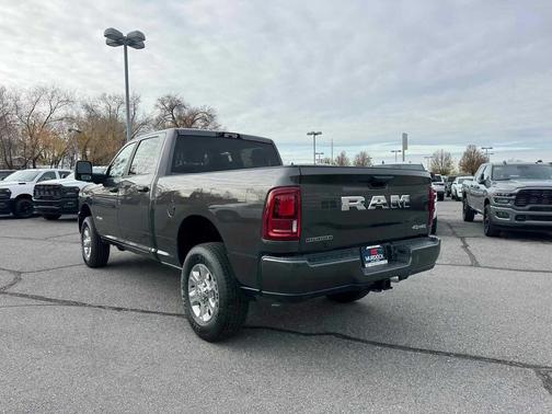 2026 RAM 3500 Big Horn Crew Cab 4x4 6'4' Box