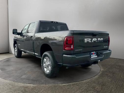 2026 RAM 3500 Big Horn Crew Cab 4x4 6'4' Box