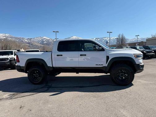 2026 RAM 1500 RHO Crew Cab 4x4 5'7' Box