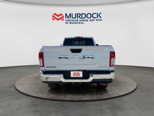 Bright White Clearcoat 2024 RAM 2500 Tradesman Crew Cab 4x4 8' Box