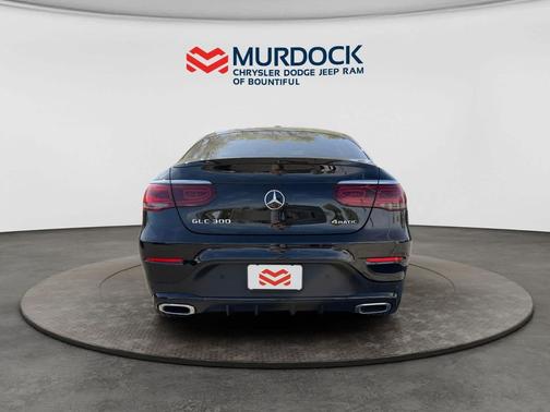 Obsidian Black Metallic 2022 Mercedes-Benz GLC 300 4MATIC Coupe