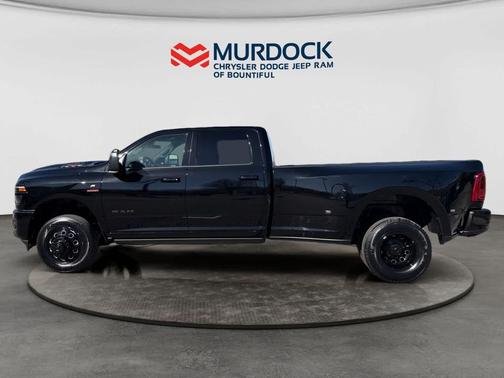 2026 RAM 3500 Laramie Crew Cab 4x4 8' Box