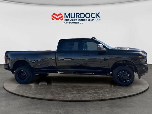 2026 RAM 3500 Laramie Crew Cab 4x4 8' Box