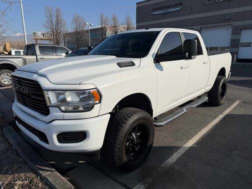 2021 RAM 2500 Big Horn Crew Cab 4x4 6'4' Box