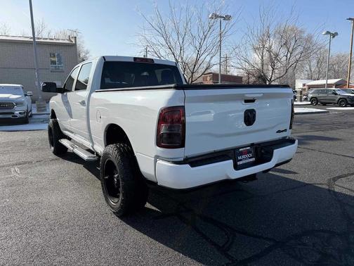 2021 RAM 2500 Big Horn Crew Cab 4x4 6'4' Box