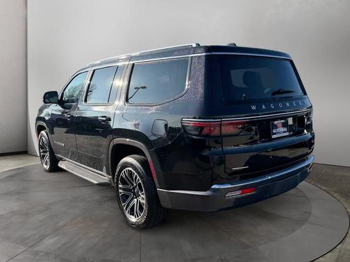 2022 Jeep Wagoneer Series III 4x4