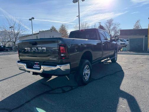 2026 RAM 2500 Tradesman Crew Cab 4x4 8' Box