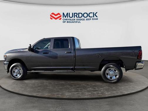 2026 RAM 2500 Tradesman Crew Cab 4x4 8' Box