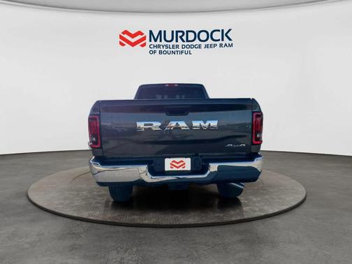 2026 RAM 2500 Tradesman Crew Cab 4x4 8' Box