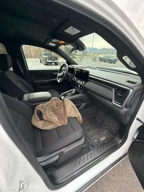 2025 GMC Canyon Elevation