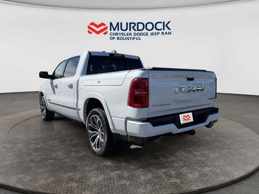 Ivory White Tri-Coat Pearlcoat 2026 RAM 1500 ST